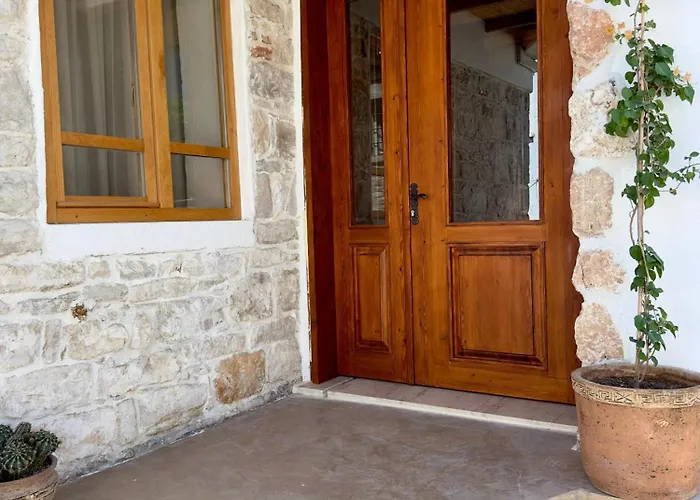 Holurla House 公寓